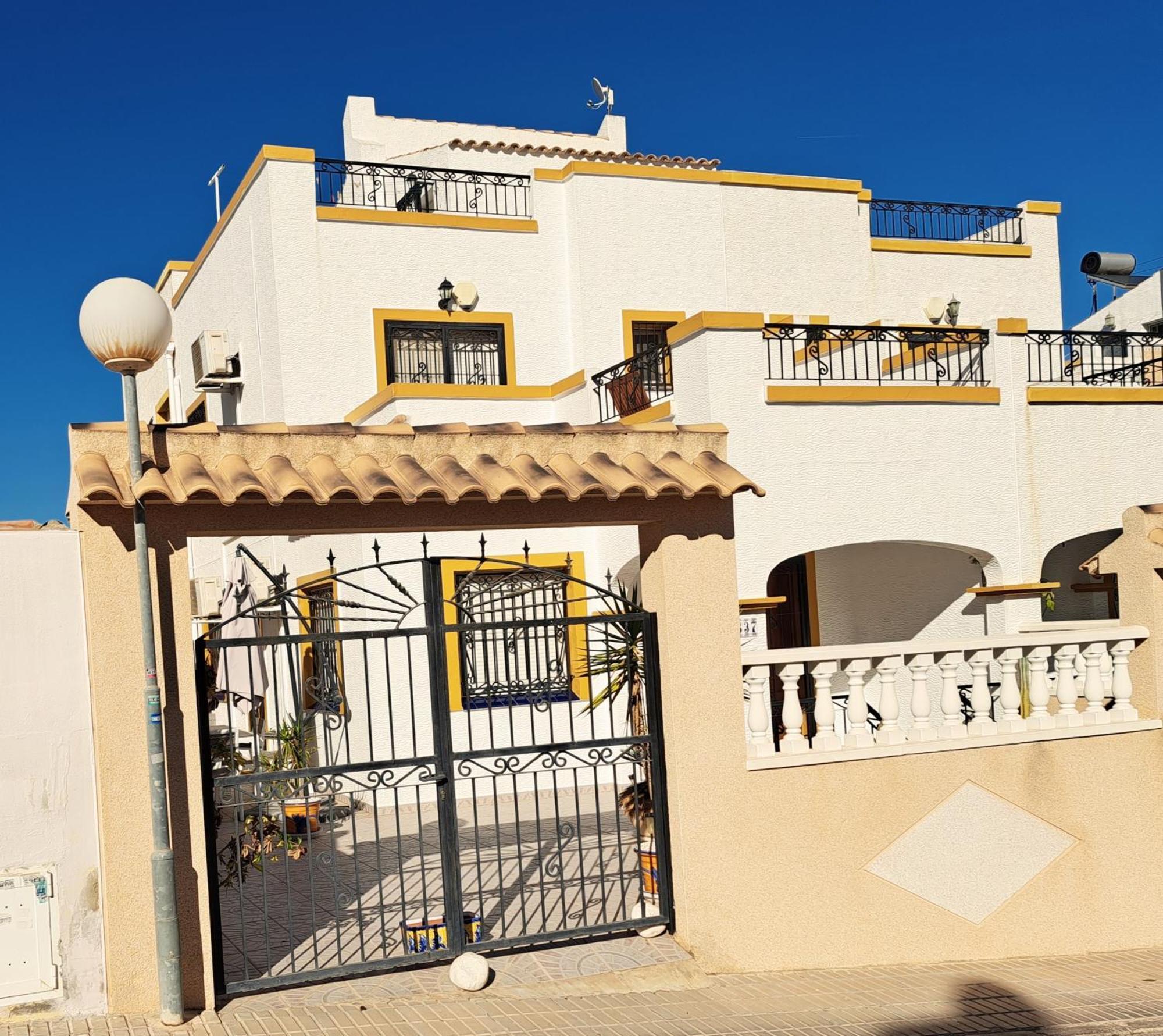 Orihuela - Sleeps 6 - Pool - Parking - Petfriendly Villa Eksteriør bilde